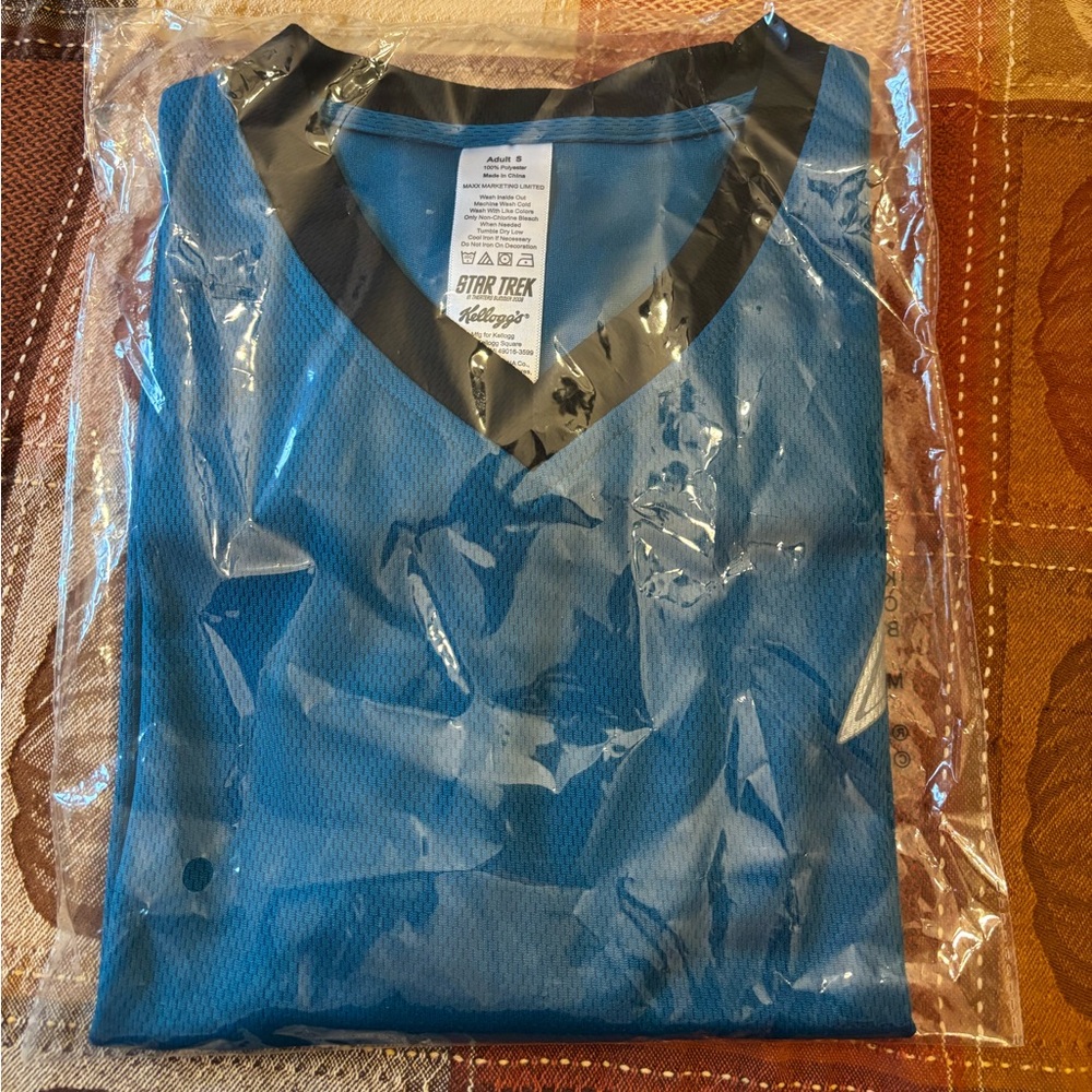 NWT Vintage Kelloggs Blue Star Trek Uniform Costume Top size Adult Small